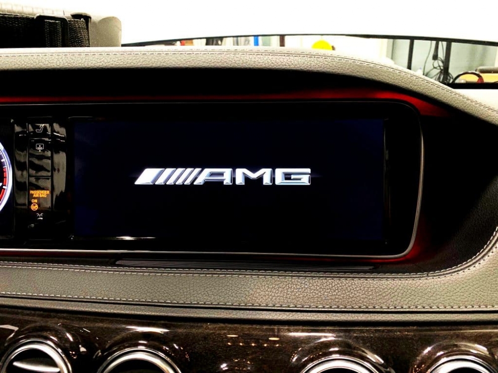 Mercedes Multimedia AMG Styling